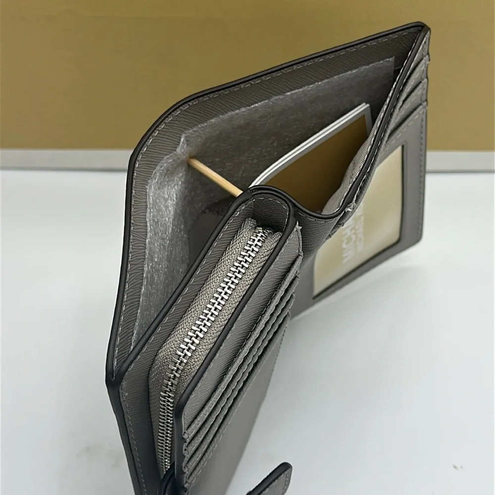 MICHAEL KORS Medium Saffiano Leather Bifold CN Wallet PEARL GREY NWT